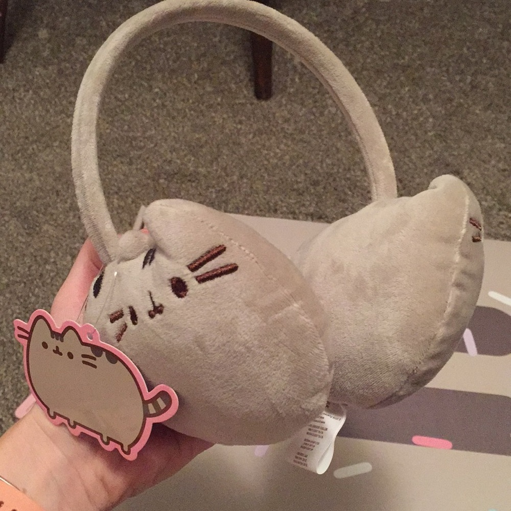 Plush Pusheen ear muffs/warmers!